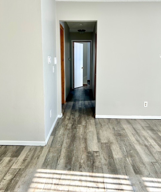 Building Photo - 2308 E Vermont Ave