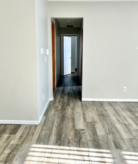 Foto del edificio - 2308 E Vermont Ave