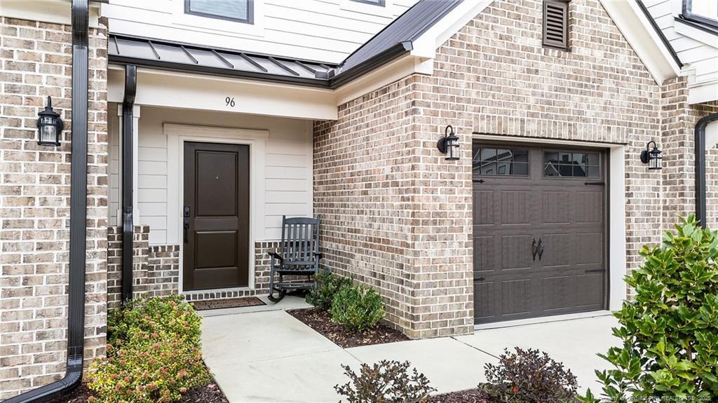 Foto principal - 96 Periwinkle Pl