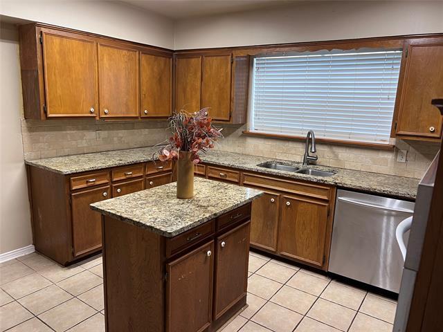 Foto del edificio - 2724 Biloxi Ln