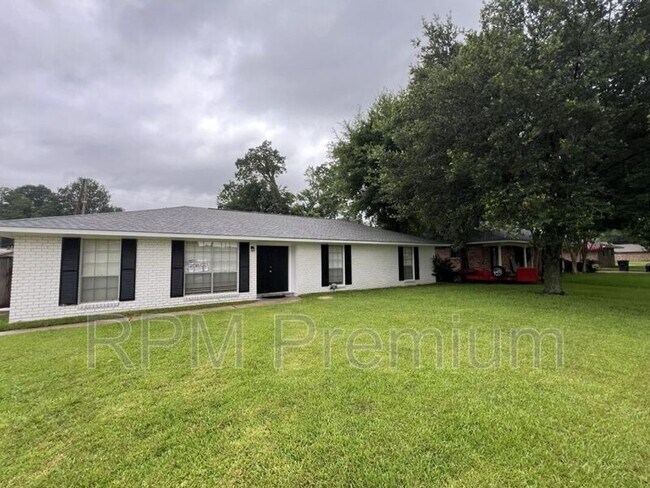 Foto del edificio - 464 Wilton Dr