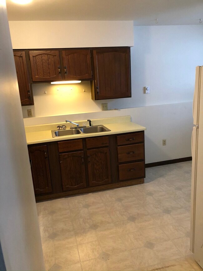 1100 Northland Dr, Marquette, MI 49855 Apartments Marquette, MI