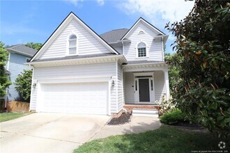 Building Photo - 203 Abbey Oak Ln