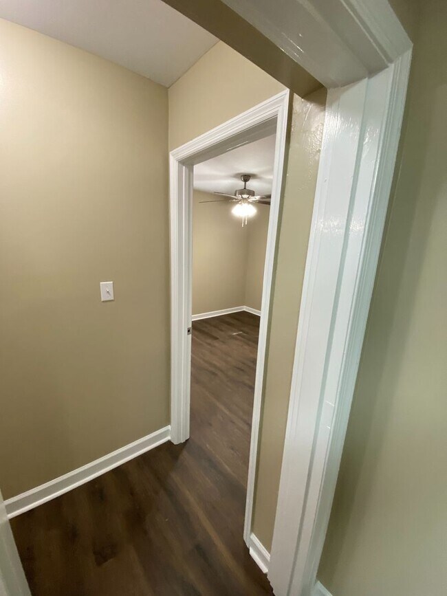 Foto del edificio - Renovated 4/3 House Near FSU! Available Au...