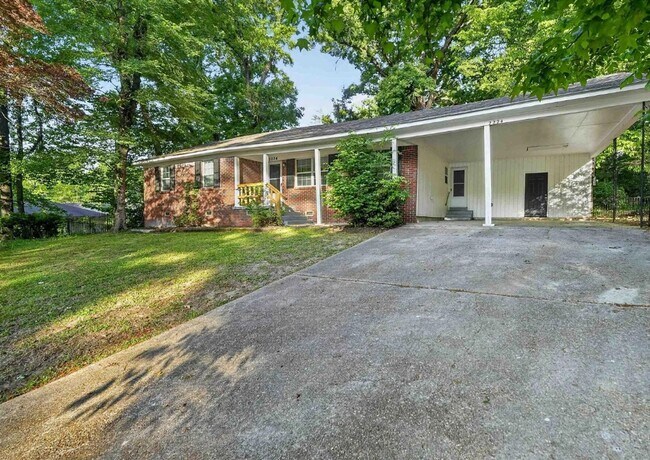 Building Photo - 2224 Wellons Ave
