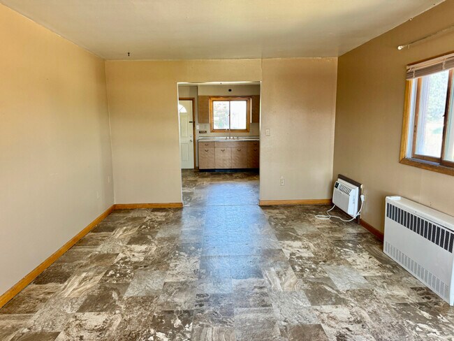 Foto del edificio - 302 W 7th St