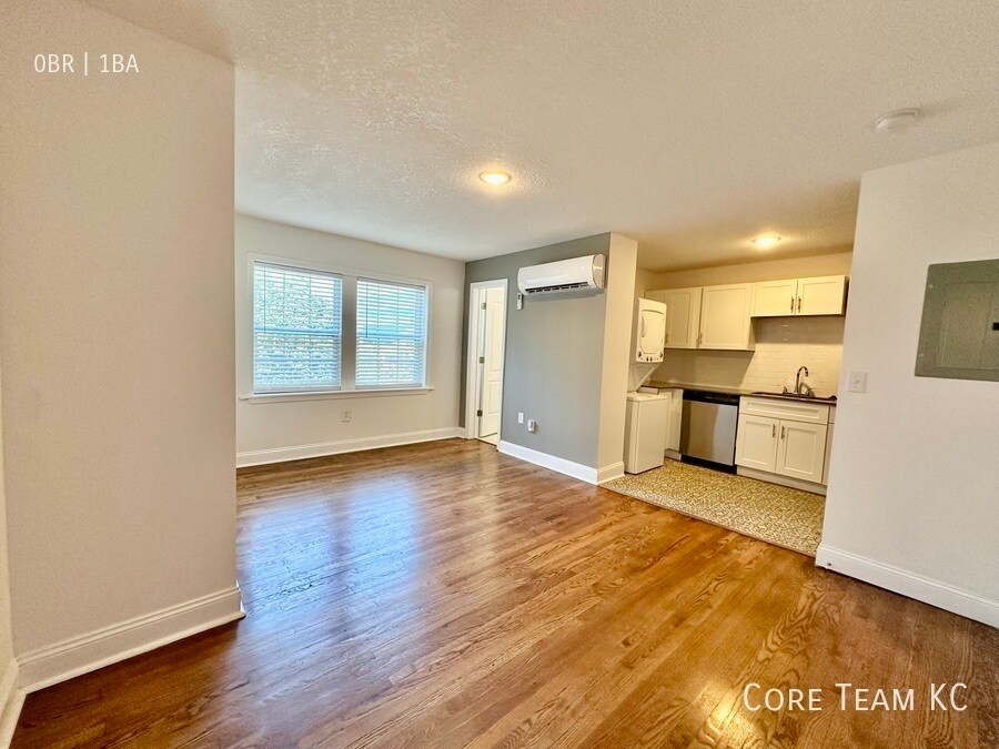 Foto principal - 1901 Olathe Blvd