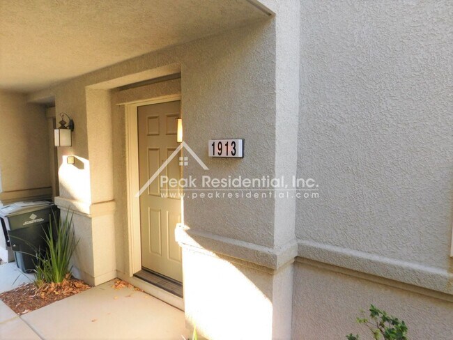 Foto del edificio - 3301 N Park Dr