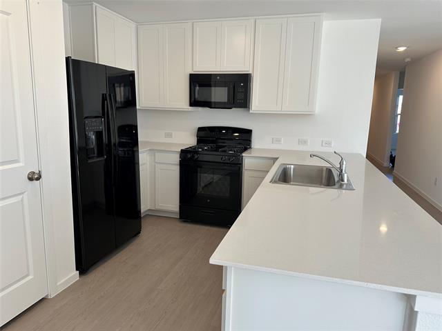 Foto del edificio - 744 Dressage Ln