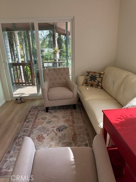 Foto del edificio - 4401 Portola Ave