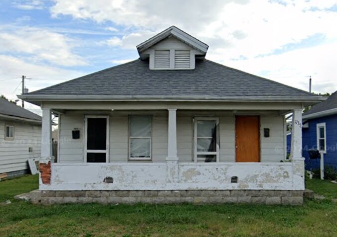 Primary Photo - 1735 Wade St