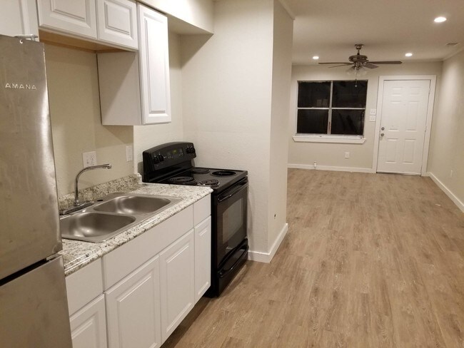 Foto del edificio - 5462 Minden St