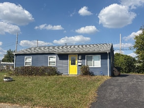 Building Photo - 2026 Penrose Dr