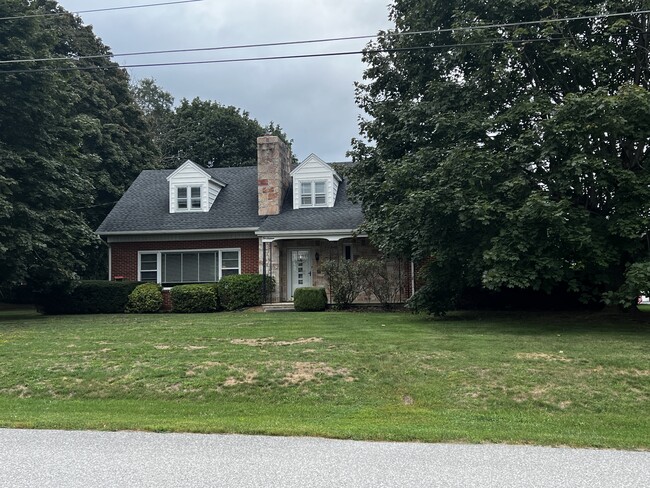 Street facing - 216-1 Holland Rd