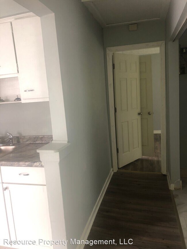 Building Photo - 4 br, 1 bath House - 2643 Dixdale Ave