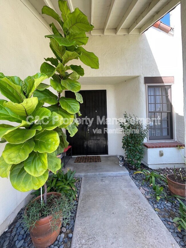 Building Photo - 17562 Bocage Point