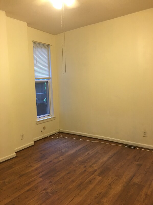 Foto del edificio - 843 Hollins St
