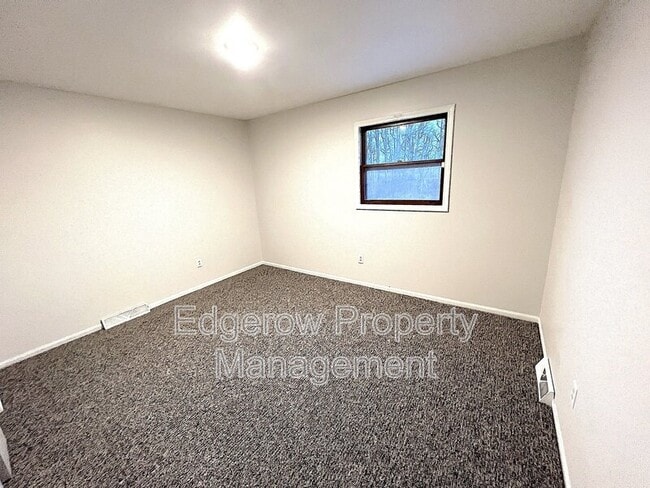 Foto del edificio - 2074 Andrew Street Southeast