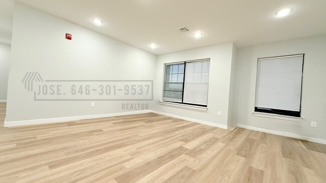 Building Photo - 200 Lafayette St