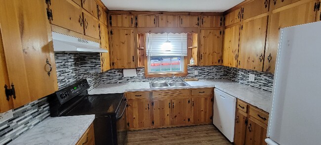 Foto del edificio - 4427 Kernersville Rd