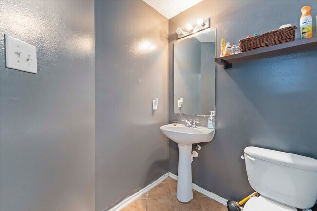 Foto del edificio - 4439 Plumeria Ave