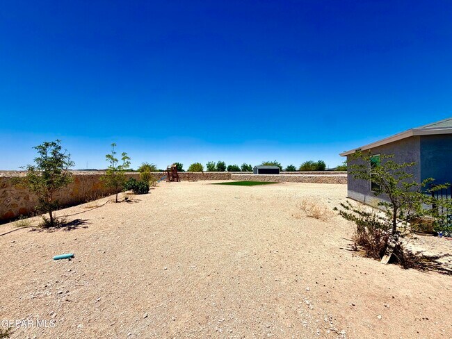 Foto del edificio - 14608 Adonis Blue Ct