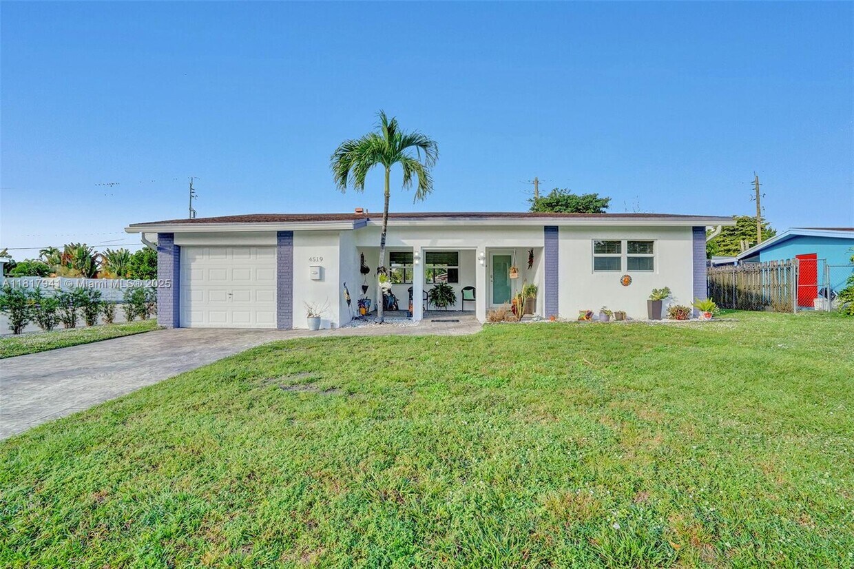 Foto principal - 4519 W Park Rd