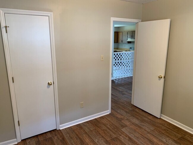 Building Photo - Village Apartments