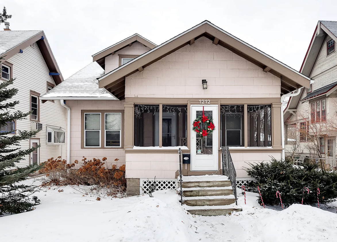 Primary Photo - 1212 Marshall Ave