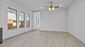 Foto del edificio - 131 Bright Vly Wy