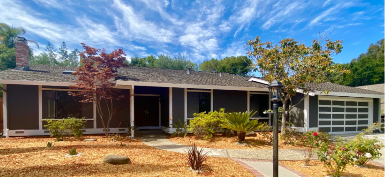 Foto principal - 17342 Grosvenor Ct