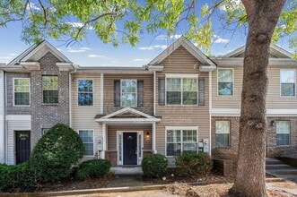 Building Photo - 2733 Vining Ridge Terrace