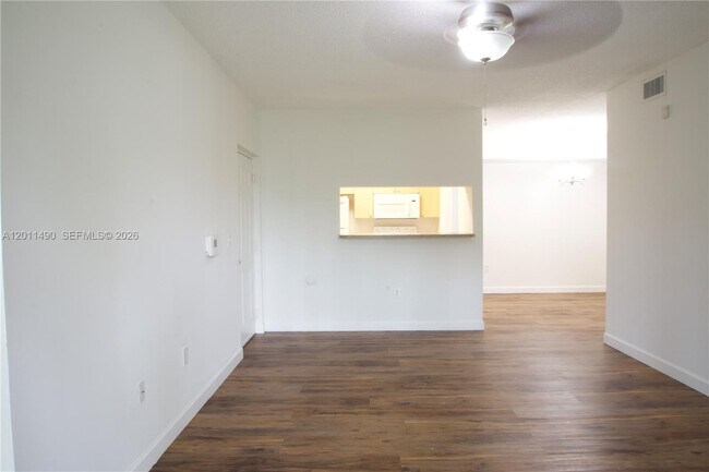 Foto del edificio - 2440 E Preserve Way