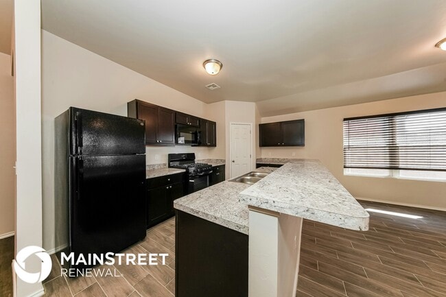 Foto del edificio - 10005 Blue Wing Trl