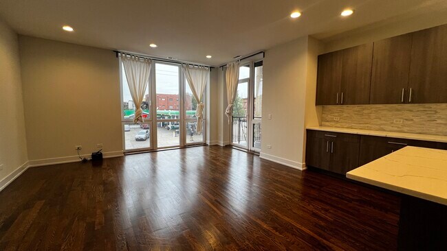 Foto del edificio - 5137 N Broadway St
