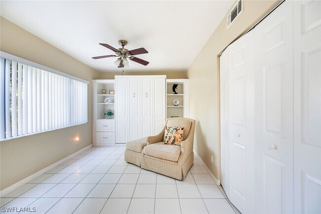 Foto del edificio - 1802 Kings Lake Blvd