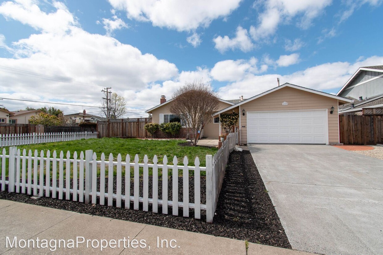 Foto principal - 3 br, 2 bath House - 1729 Ensenada Dr