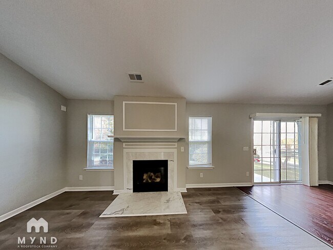 Foto del edificio - 16110 Circlegreen Dr