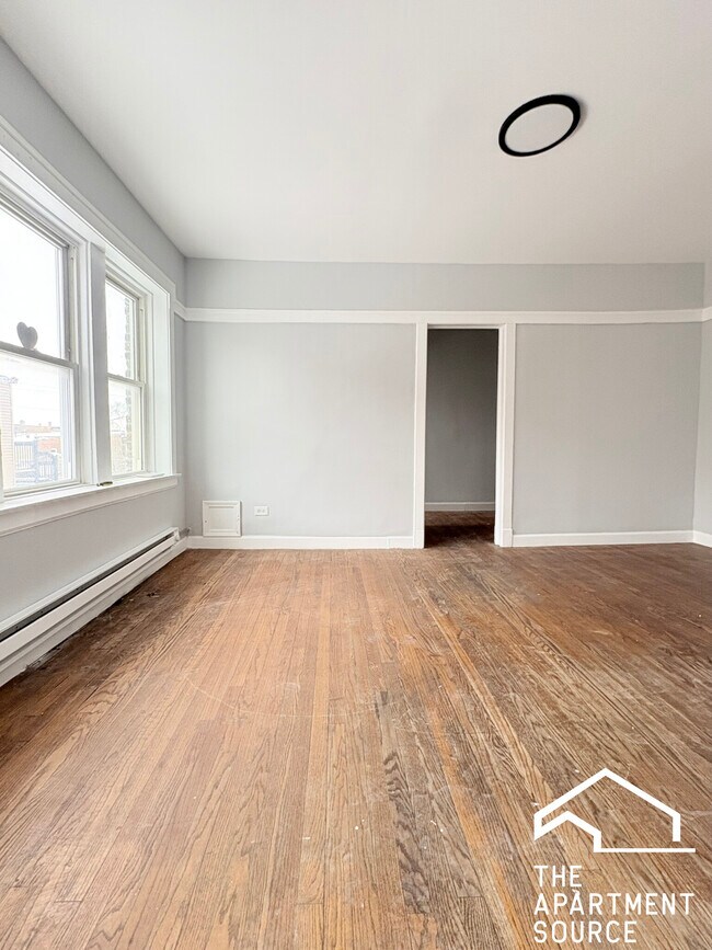 Foto del edificio - 6226 S Western Ave