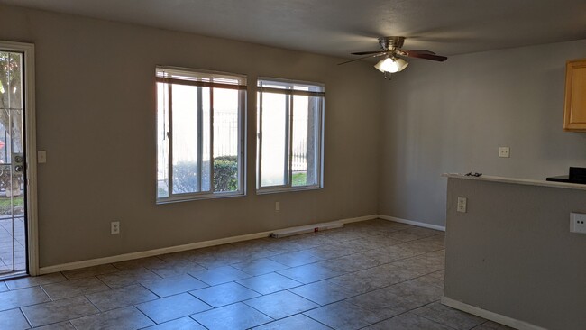 Living room - 1641 Pentecost Way