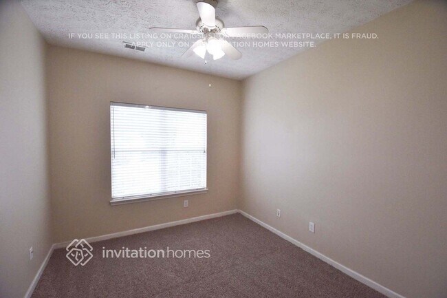 Foto del edificio - 6872 Bridgewood Dr