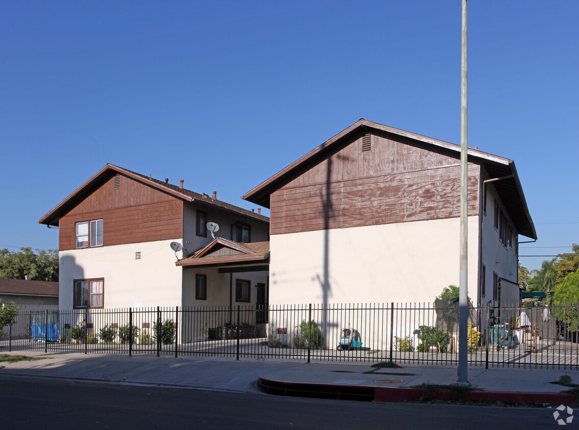 Primary Photo - 11000 Sutter Ave