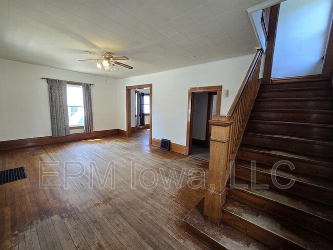 Foto del edificio - 302 Long St