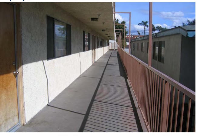 Building Photo - Durant Street Apartments