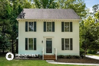 Building Photo - 1901 Fernwood Dr
