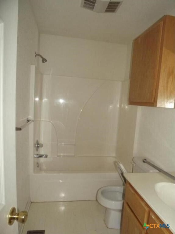 Primary Photo - 3312 Cantabrian Dr
