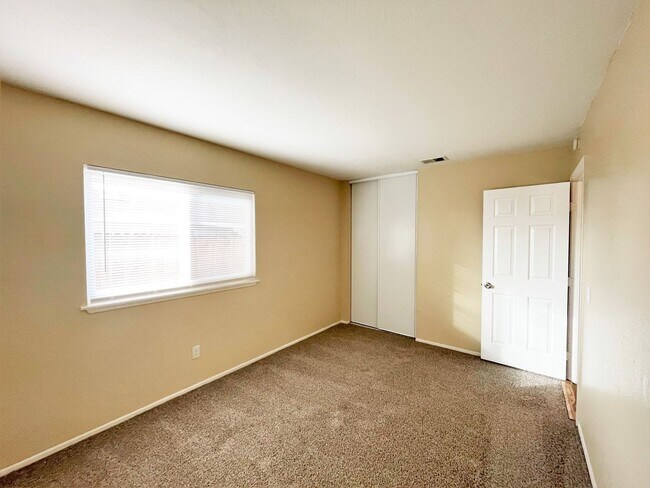Foto del edificio - 142 N Torn Ranch Rd