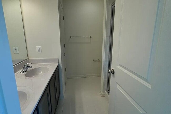 Building Photo - 318 Appleby School Rd