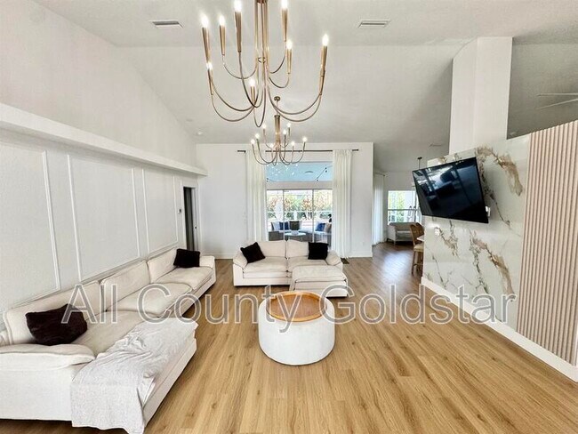 Foto del edificio - 5028 Greenway Ct