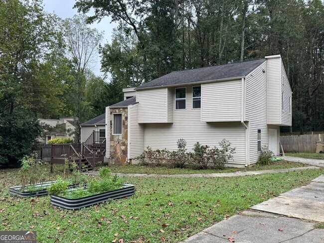 Foto del edificio - 2400 Salem Dr